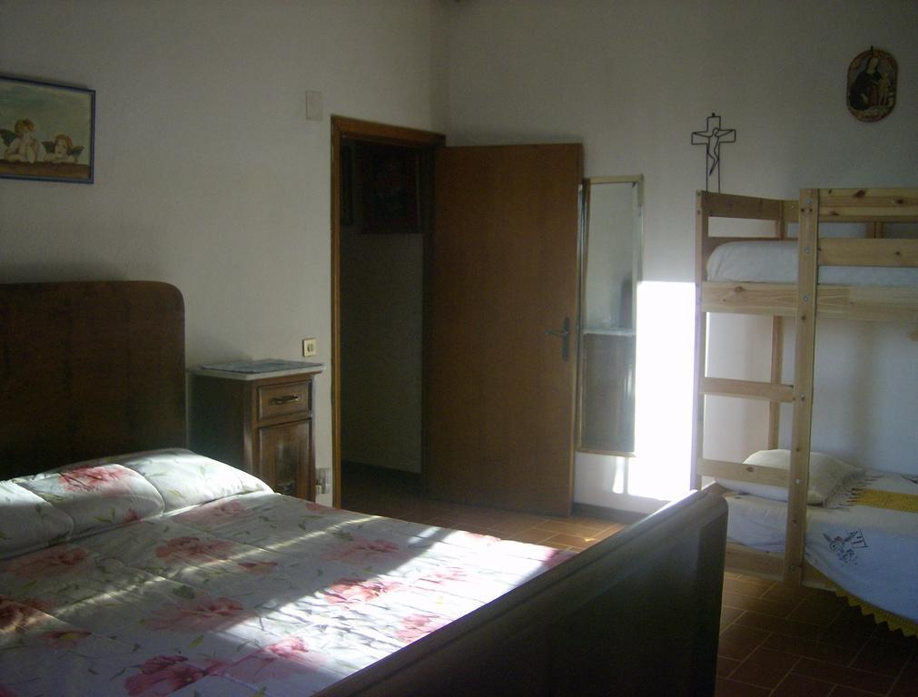 Casa Dina Bed and Breakfast Terontola Værelse billede